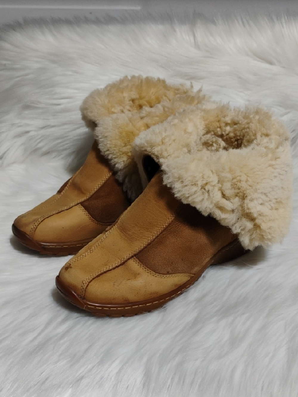 Sofft Women's Shearling Cuff Ankle Boots Missing Strings (C-20)